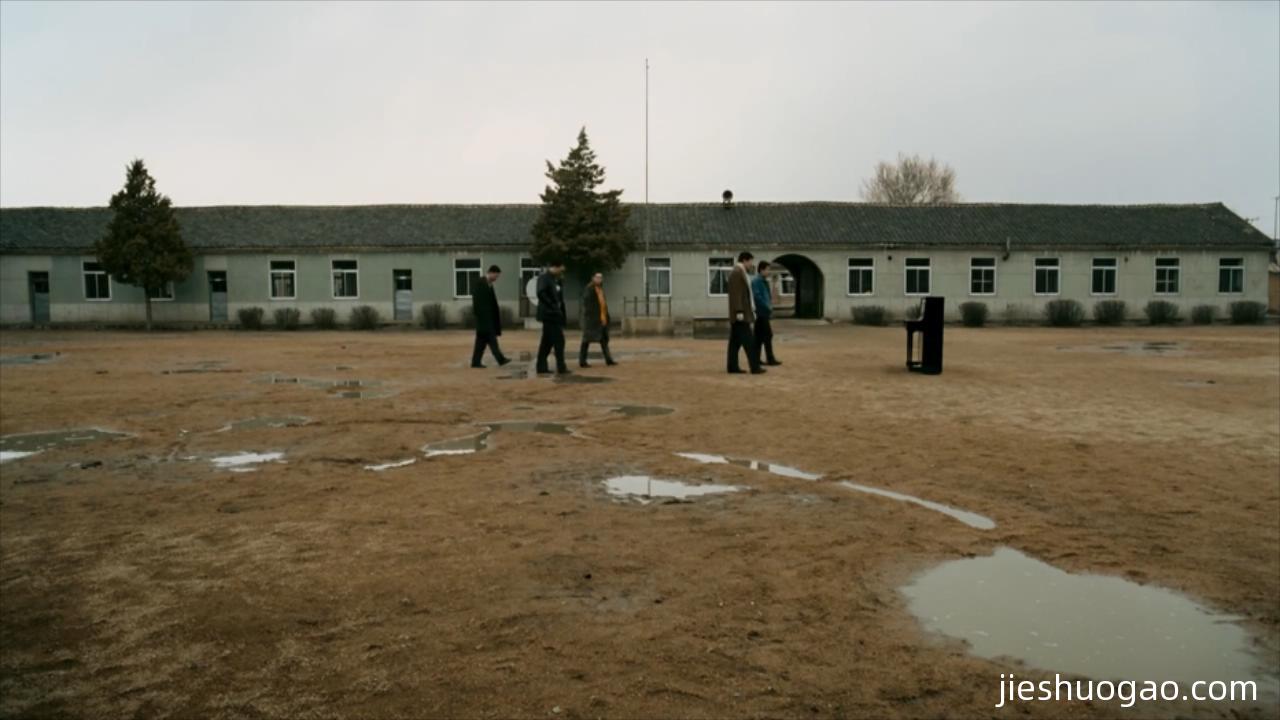 2010《钢的琴》3175字，10分钟剧情解说稿-第5张图片