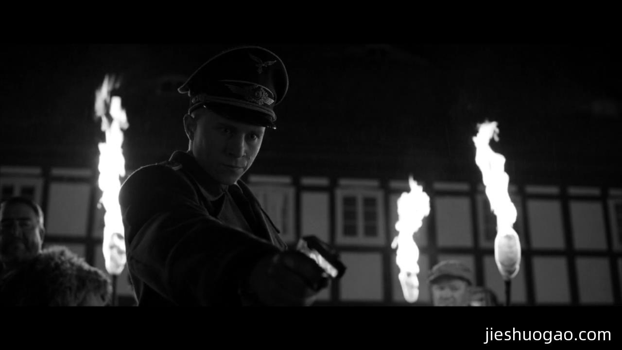一件上尉制服，让逃兵成为刽子手|《冒牌上尉》7分钟2860字解说稿